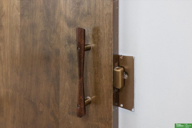 9711 Corby Street, Omaha, NE 68134