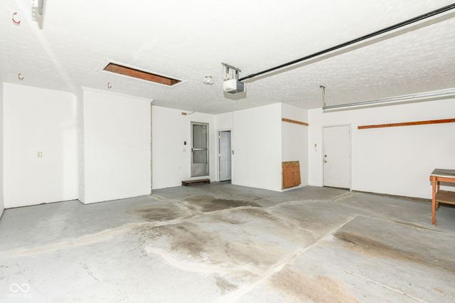1105 E Greyhound Pass, Carmel, IN 46032