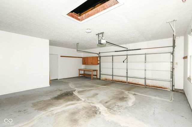 1105 E Greyhound Pass, Carmel, IN 46032