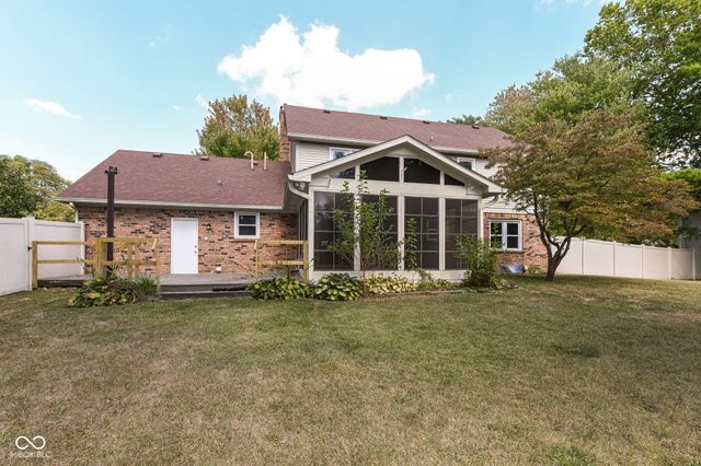 1105 E Greyhound Pass, Carmel, IN 46032