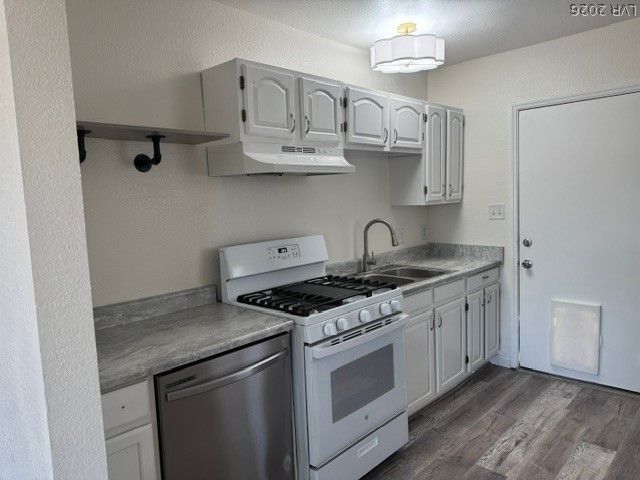 242 Kansas Avenue, Henderson, NV 89015