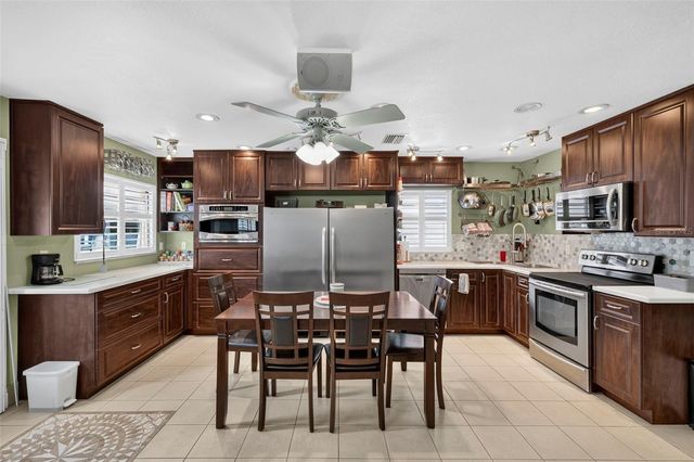 11810 BOYNTON LANE 1, New Port Richey, FL 34654