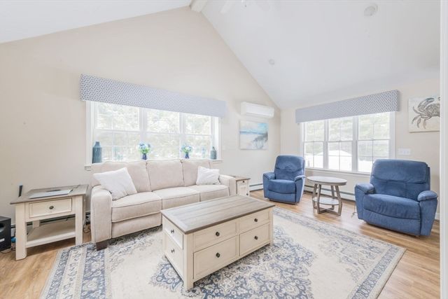 14 Triphammer Cir, Plymouth, MA 02360