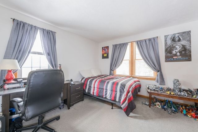 14 Triphammer Cir, Plymouth, MA 02360