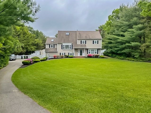14 Triphammer Cir, Plymouth, MA 02360