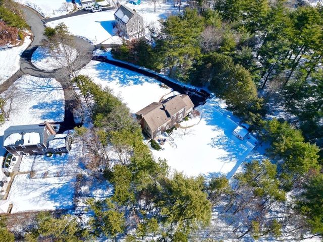 14 Triphammer Cir, Plymouth, MA 02360