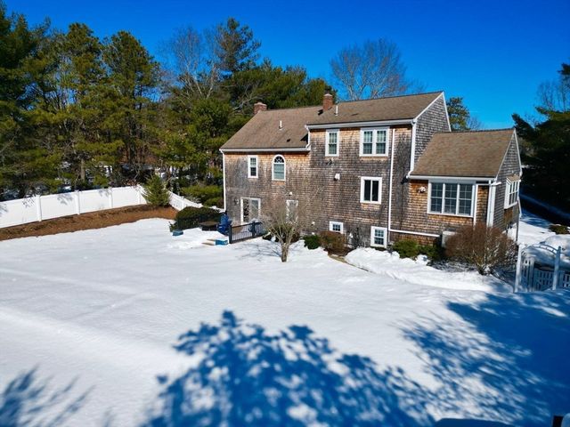 14 Triphammer Cir, Plymouth, MA 02360