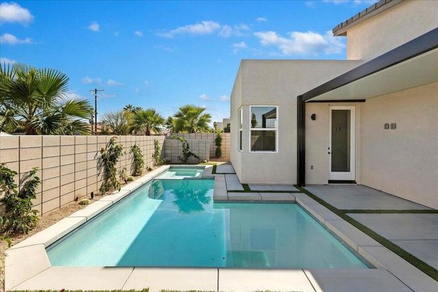 41796 Volare Court, Bermuda Dunes, CA 92203