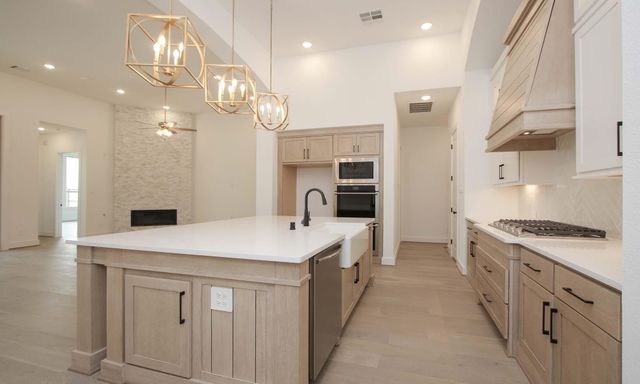 191 Leaning Rock RDG, Austin, TX 78737