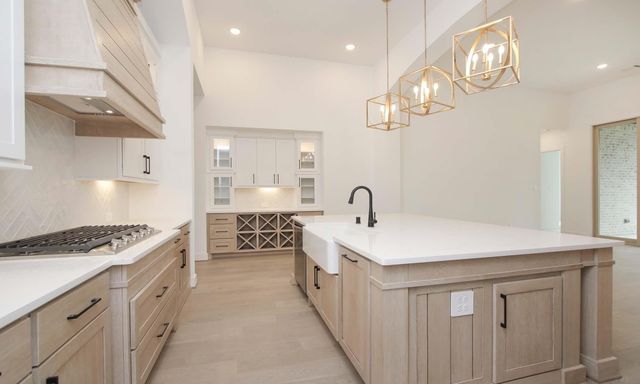 191 Leaning Rock RDG, Austin, TX 78737