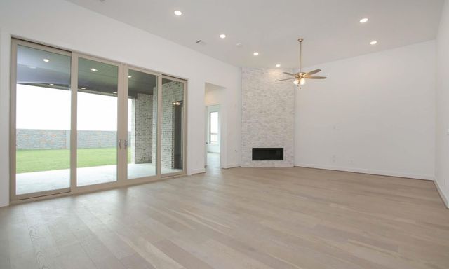 191 Leaning Rock RDG, Austin, TX 78737