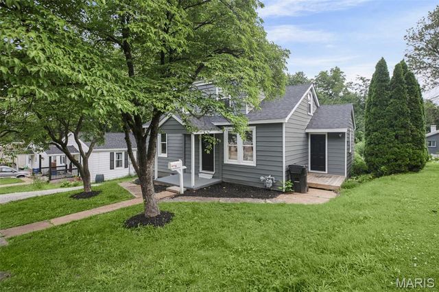 330 Polk Street, Belleville, IL 62220