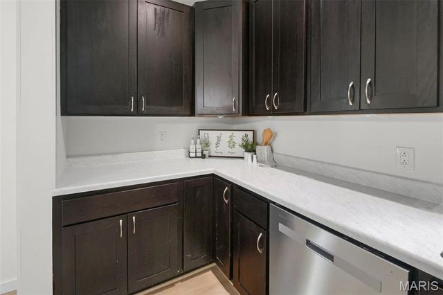 330 Polk Street, Belleville, IL 62220