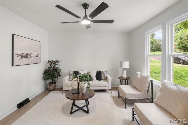 330 Polk Street, Belleville, IL 62220