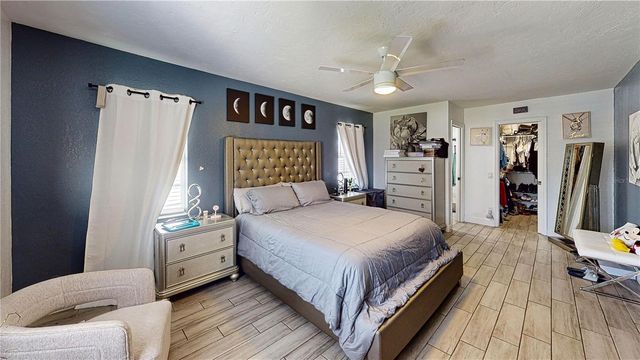 303 29TH STREET E, Palmetto, FL 34221