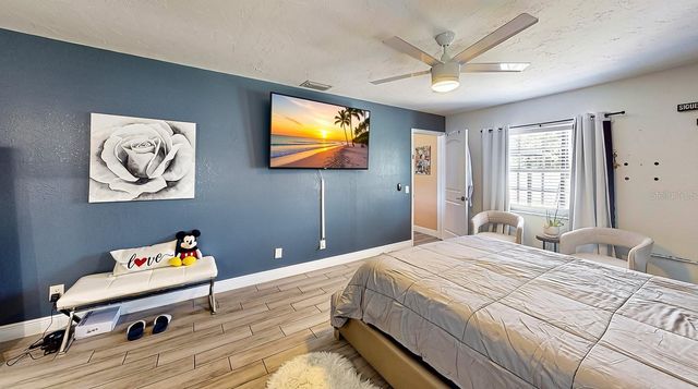 303 29TH STREET E, Palmetto, FL 34221