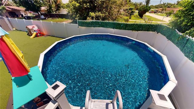 303 29TH STREET E, Palmetto, FL 34221