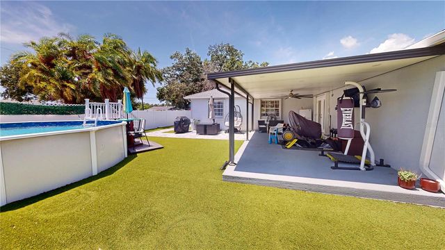 303 29TH STREET E, Palmetto, FL 34221