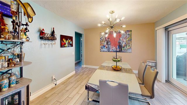 303 29TH STREET E, Palmetto, FL 34221
