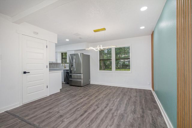 2922 Knotty Oaks Trail, Houston, TX 77045