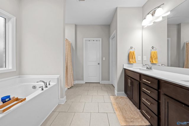 104 Erskine Parcus Drive, Madison, AL 35756
