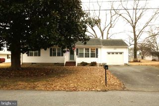 200 HURLOCK AVENUE, Hurlock, MD 21643