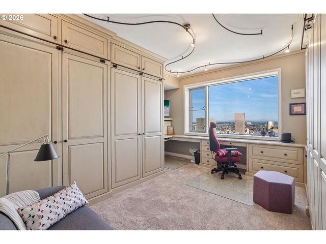 1414 Sw 3RD Ave 2604, Portland, OR 97201