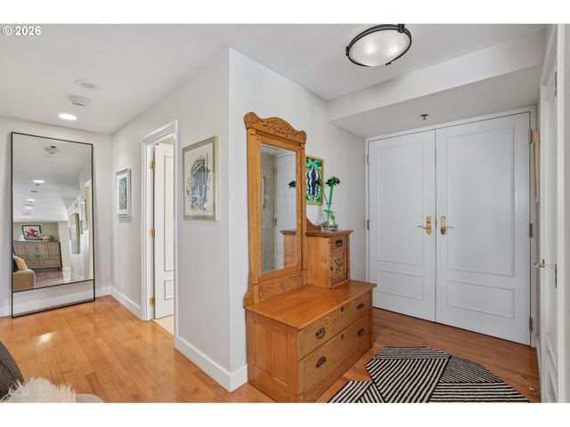1414 Sw 3RD Ave 2604, Portland, OR 97201