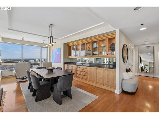 1414 Sw 3RD Ave 2604, Portland, OR 97201