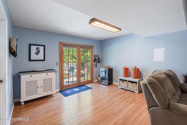 10 Cove Court, Howell, NJ 07731