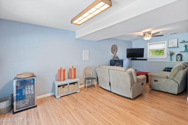 10 Cove Court, Howell, NJ 07731