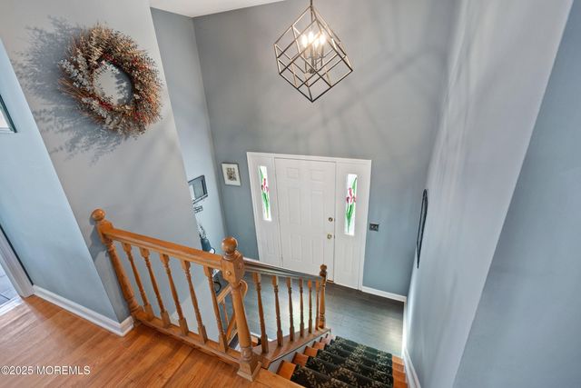 10 Cove Court, Howell, NJ 07731