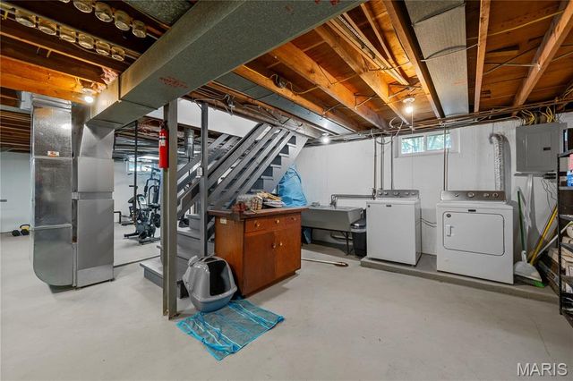 11345 Revere Lane, St Louis, MO 63128