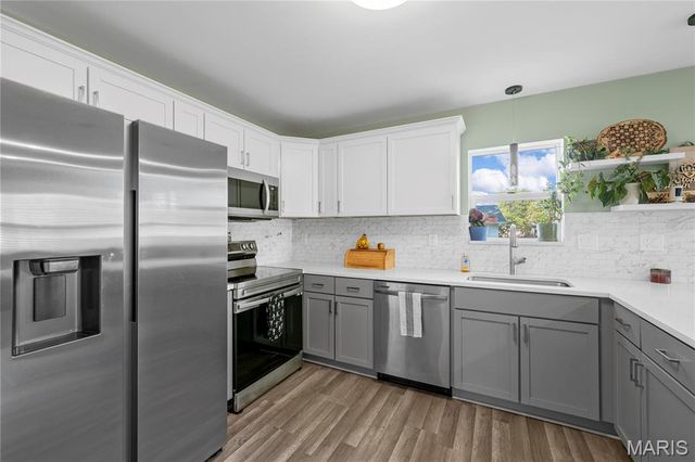 11345 Revere Lane, St Louis, MO 63128