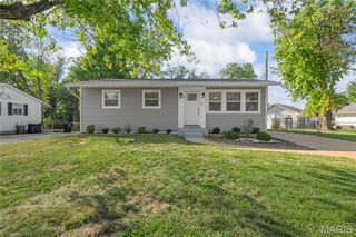 11345 Revere Lane, St Louis, MO 63128