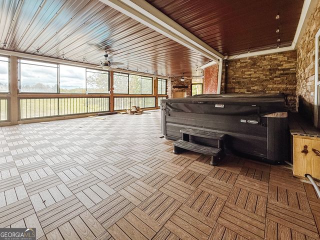 841 Yonah Meadow Drive, Cleveland, GA 30528