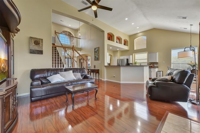 11012 Dogwood Court, La Porte, TX 77571