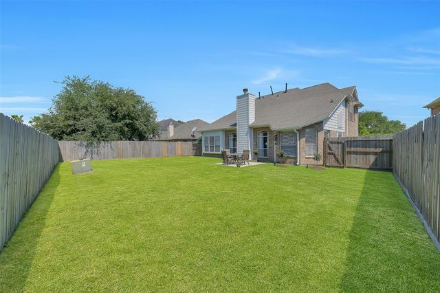 11012 Dogwood Court, La Porte, TX 77571