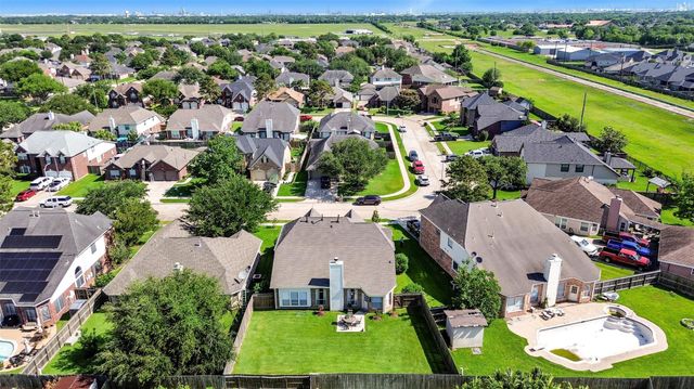 11012 Dogwood Court, La Porte, TX 77571