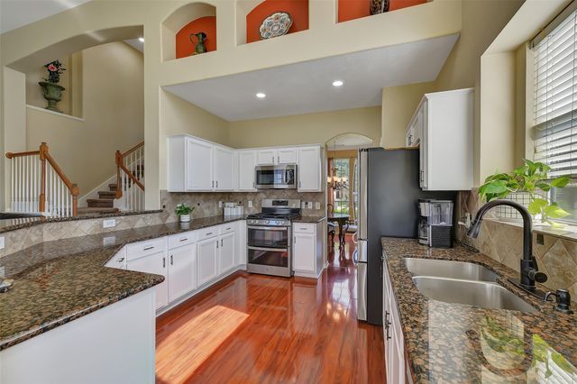 11012 Dogwood Court, La Porte, TX 77571