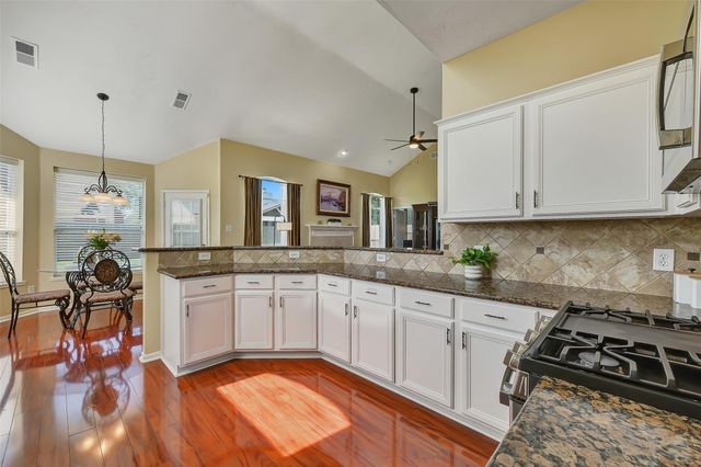 11012 Dogwood Court, La Porte, TX 77571