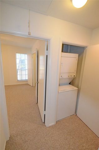 2727 Shelby Avenue M, Dallas, TX 75219