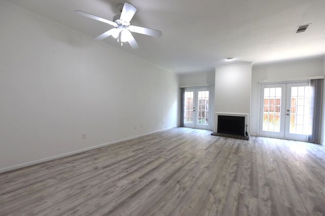 2727 Shelby Avenue M, Dallas, TX 75219