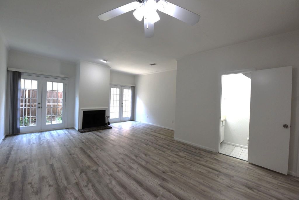 2727 Shelby Avenue M, Dallas, TX 75219