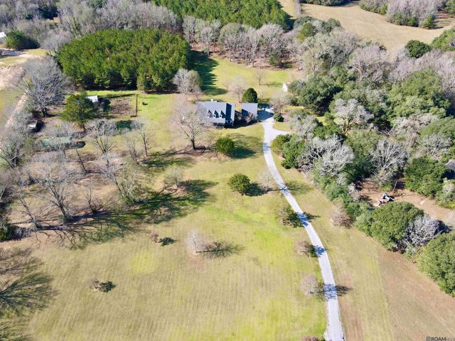 5585 La Hwy 966, St Francisville, LA 70775