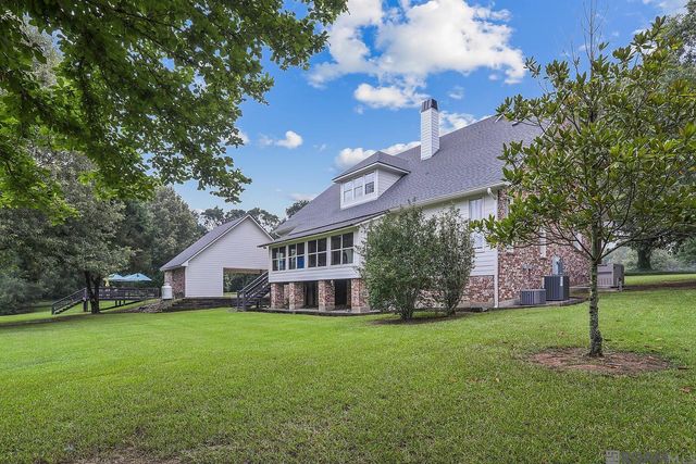 5585 La Hwy 966, St Francisville, LA 70775