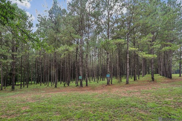 5585 La Hwy 966, St Francisville, LA 70775