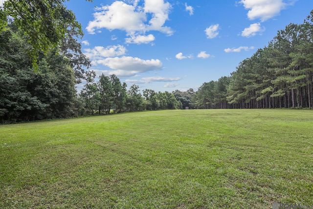 5585 La Hwy 966, St Francisville, LA 70775