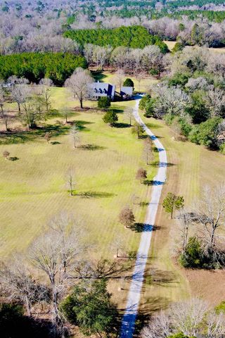 5585 La Hwy 966, St Francisville, LA 70775