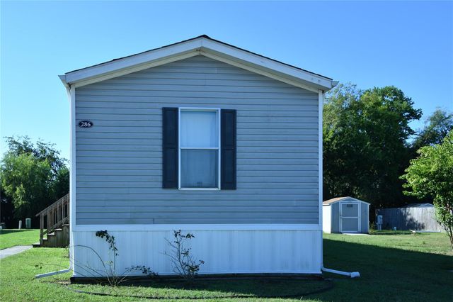 286 Green Oak Drive, Manvel, TX 77578